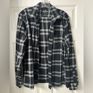 Hollister men’s flannel button-up